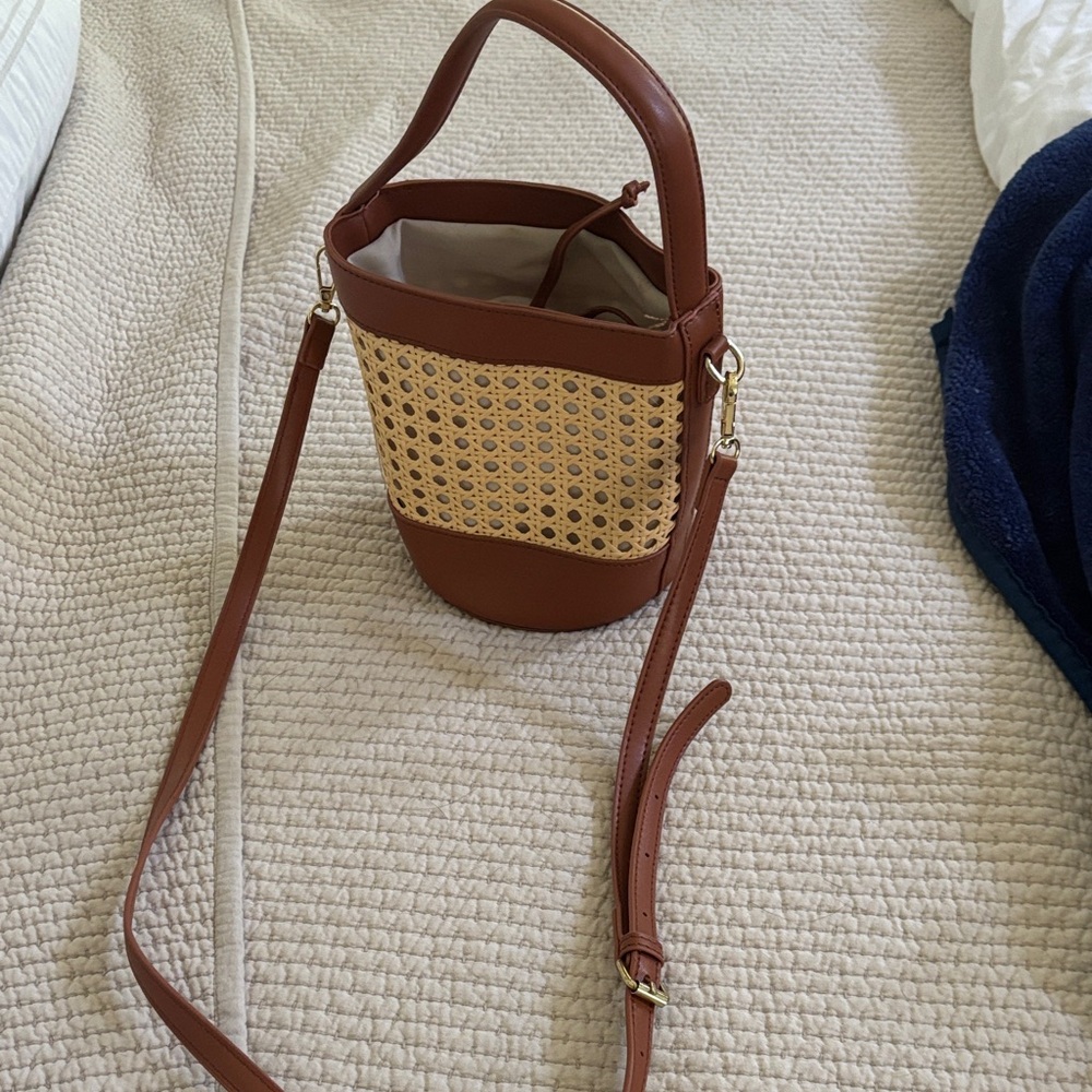 Brown and Tan Woven Women's Bag - Picture 3 of 6